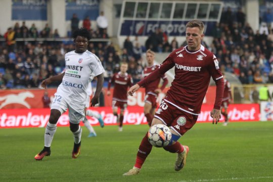 Botoșani - Rapid 2-0. Ciobotariu îl învinge pe Șumudică