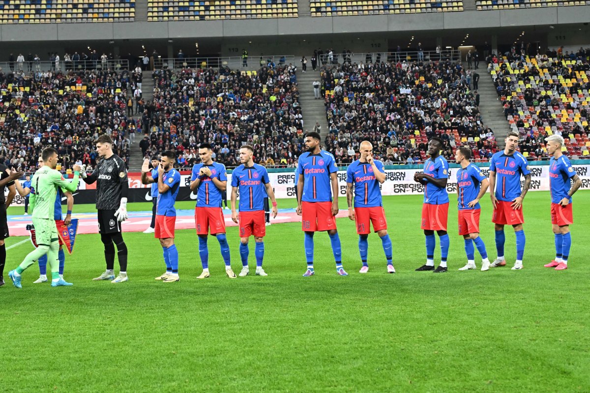 Primul 11 al celor de la FCSB în meciul cu Gloria Buzău