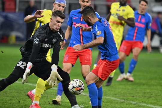 Nemuritorul: jucătorul de la FCSB, care a fost aproape de plecare în mai multe rânduri, și-a prelungit contractul