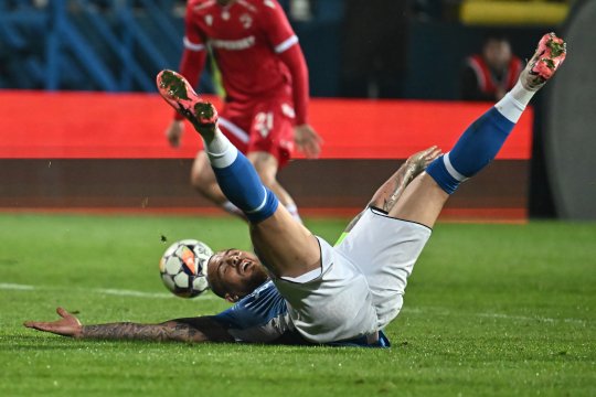 Verdictul specialistului după Farul - Dinamo. Gazdele au reclamat 6 penalty-uri în partida cu bucureștenii