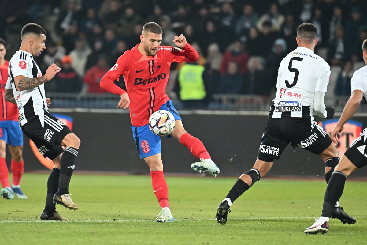 Daniel Bîrligea, atacantul celor de la FCSB