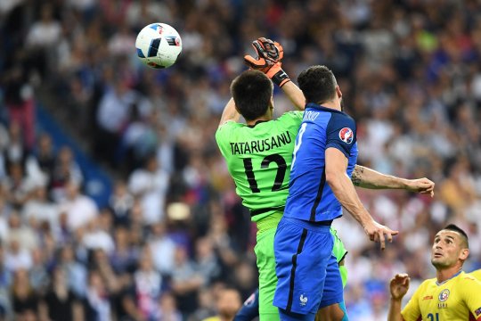 Ciprian Tătărușanu a rupt tăcerea despre golul încasat de la Giroud la EURO 2016: "Atâta răutate din partea românilor..."