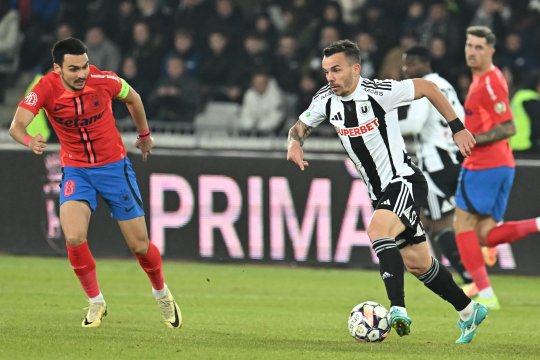 Adrian Șut și-a lăsat echipa în inferioritatea numerică la duelul dintre U Cluj și FCSB! Ce a făcut mijlocașul