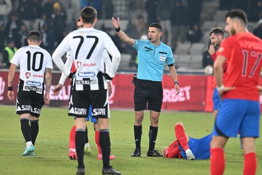 Dan Nistor acuză arbitrajul după U Cluj - FCSB 1-2: "Am o vârstă și-mi dau seama" + Gafa făcută în declarații
