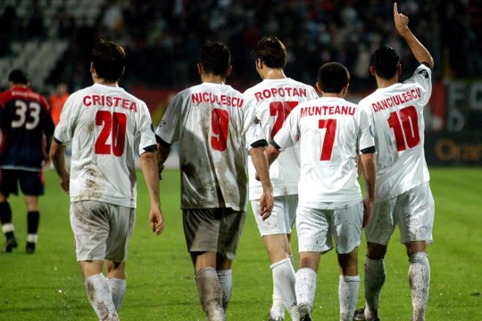 A adus ultimul titlu în Ștefan cel Mare, dar acum îi scoate din minți pe suporteri: ”Nici nu știi care e Dinamo, sunt vreo 3!”