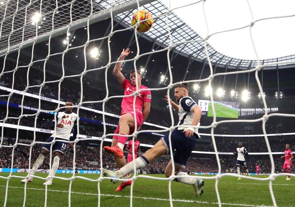 Momentul când Liam Delap a marcat pentru 2-0 în favoarea lui Ipswich