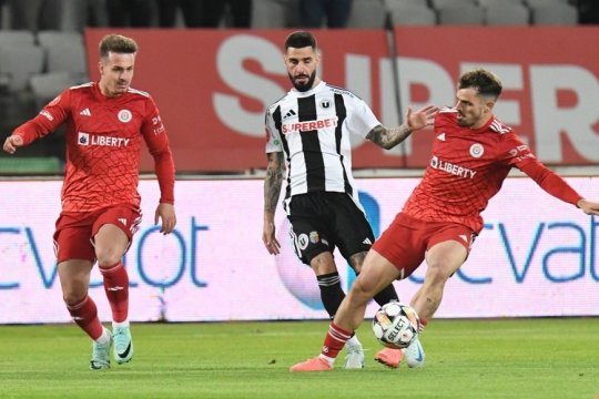 Dinamo stă la pândă pentru un jucător al Oțelului! Salariul fabulos cu care îl ademenește