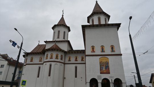 Catedrala fostului patron din Liga 1 a fost sfințită. Mii de credincioși au participat la eveniment