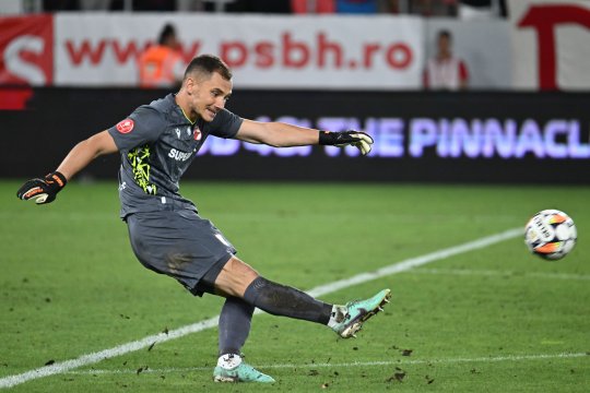Adnan Golubovic, ironii la adresa fanilor după anunțul că nu va mai putea juca în 2024: ”Mulțumesc pentru ‘susținere’!”