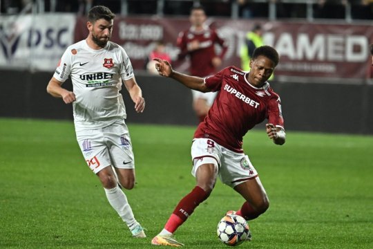 Clinton N'Jie a vorbit despre relația pe care o are cu Marius Șumudică, la câteva zile după neînțelegerile dintre cei doi: ”Câteodată face greşeli”