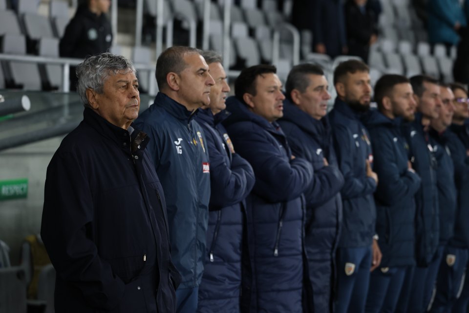 Nicio surpriză în formula de start aleasă de Mircea Lucescu pentru meciul cu Kosovo