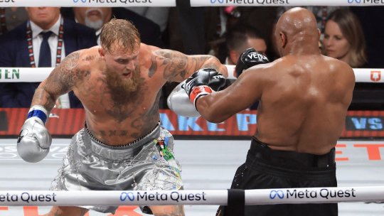 Ce s-a întâmplat în lupta dintre Tyson și Jake Paul. ”Iron” Mike, învins de YouTuber-ul cu 31 de ani mai tânăr