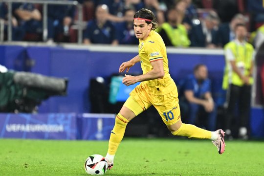 Fără minute la Rangers, Ianis Hagi a primit numărul 10 la națională pentru meciul cu Cipru