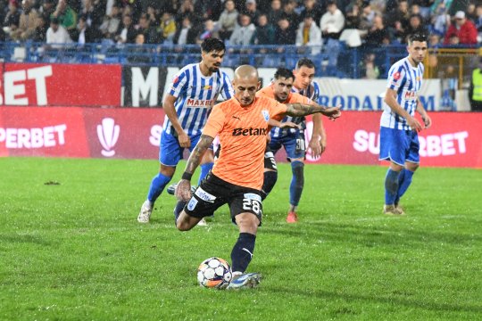 Joacă Mitriță în Universitatea Craiova - FCSB? Vestea primită de olteni înainte de confruntarea din Bănie