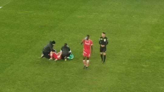 Pierdere uriașă pentru Dinamo! Fundașul titular a ieșit accidentat în minutul 20 al meciului cu UTA