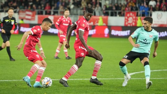 Andrei Nicolescu rămâne cu picioarele pe pământ, chiar dacă Dinamo e pe locul 2 în SuperLiga: ”Nu putem să ne batem cu FCSB"