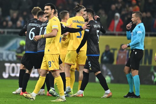 Presa din Albania nu e împacată cu decizia UEFA după România - Kosovo: "Scandări rasiste"