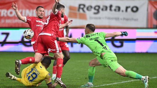 Cine va apăra poarta lui Dinamo în meciul cu Petrolul, după accidentarea lui Golubovic + Câți fani sunt așteptați la Ploiești