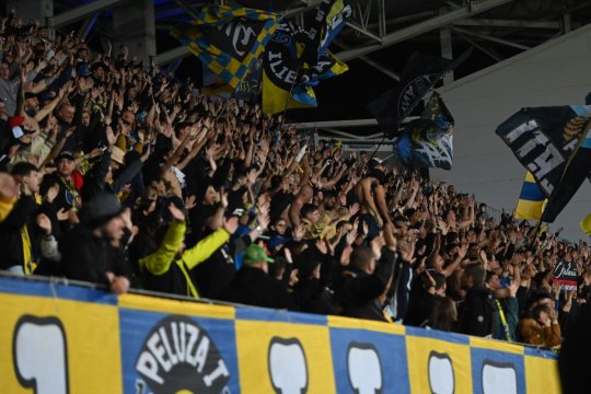 Câte bilete s-au vândut cu o zi înainte de Petrolul - Dinamo