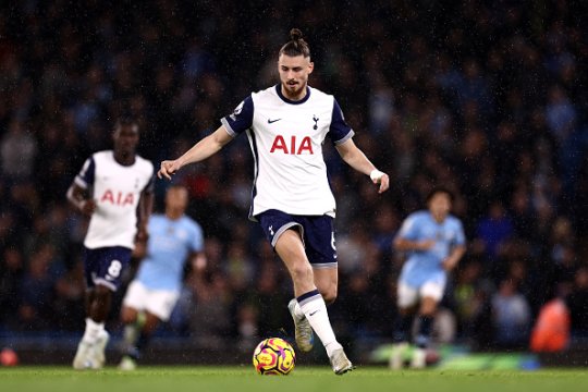 Radu Drăgușin a spus ce trebuie să facă Tottenham pentru a reuși ”ceva special”, după victoria cu Manchester City
