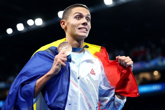 David Popovici intervine în cazul alegerilor prezidențiale: ”Sunt mai conștient decât voi câte ore petrec tinerii, și nu numai, pe TikTok”