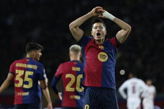 Robert Lewandowski, lângă Ronaldo și Messi în istoria Champions League! Borna bifată de atacantul Barcelonei