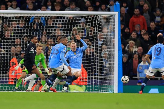 Radu Petrescu, ”ajutor” pentru Pep Guardiola. Decizie decisivă luată de român la City - Feyenoord