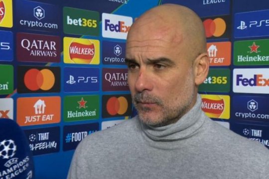 Șocant! Pep Guardiola a apărut plin de zgârieturi și însângerat la interviu, după eșecul remiza cu Feyenoord. Ce explicație a oferit