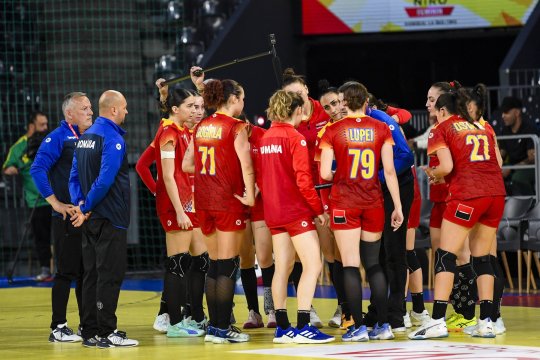 Cine transmite la TV România - Cehia! ”Tricolorele” debutează la Campionatul European de handbal feminin