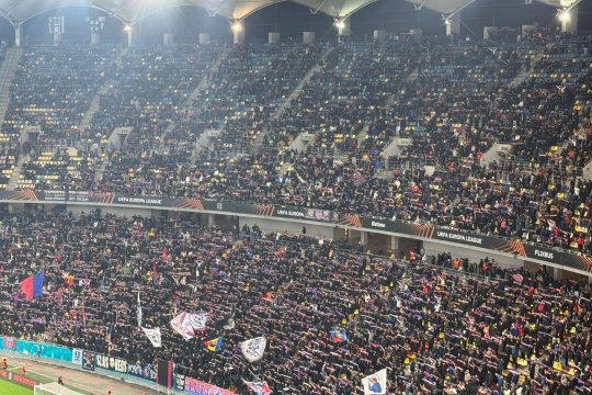 Spectacol în tribunele Arenei Naționale, la FCSB - Olympiakos. Mii de greci au venit să-și susțină echipa favorită
