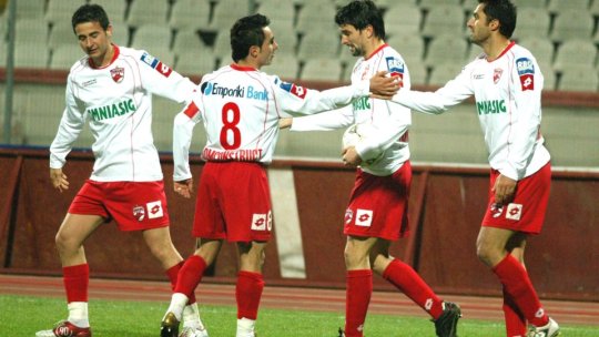 Golgheterul lui Dinamo, atacat de fani în fața casei: ”Au fugit după mine și m-am ascuns. Știau unde locuiam și erau agresivi”