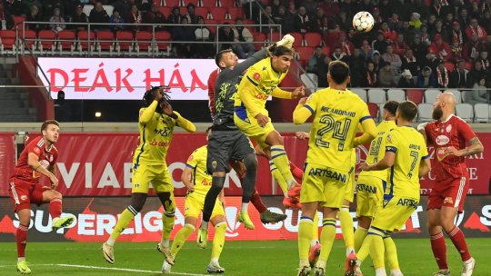 Mehmet Topal a răbufnit în vestiar, după remiza dintre Sepsi și Petrolul: ”Vă bateți joc! Nu vă e rușine?!”