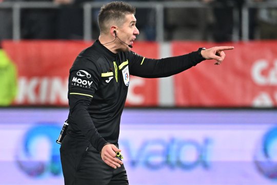 Nebunie în Dinamo - Sepsi! Penalty în minutul 90+7 acordat cu ajutorul VAR
