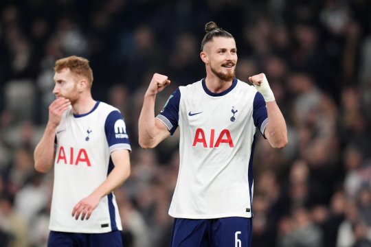 Tottenham i-a decis viitorul lui Radu Drăgușin! S-a aflat unde va juca din iarnă fotbalistul român