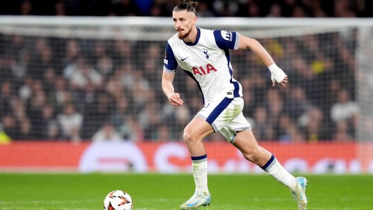 ”Oh my God!”. ”Hercule” Drăgușin a dat aparatul peste cap când și-a măsurat forța cu Son și ceilalți colegi de la Tottenham