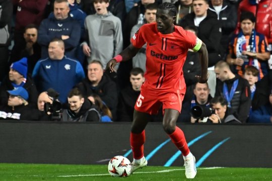Gigi Becali l-a scos din primul ”11” la partida cu Midtjylland și a luat cuvântul: ”Îmi place să joc toate meciurile...”