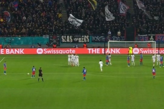 Tănase a marcat un gol superb și a părăsit terenul accidentat la meciul cu Midtjylland