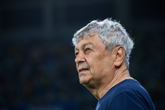 FCSB l-a plictisit pe selecționerul României! Cum a fost surprins Mircea Lucescu la meciul de Europa League