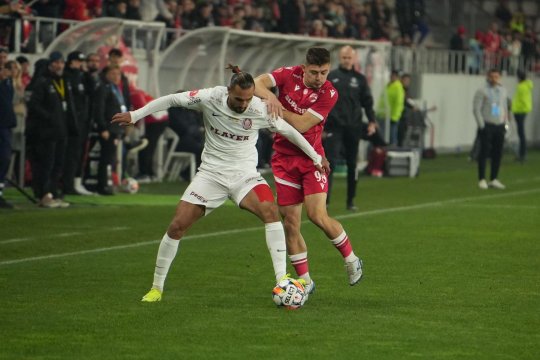 Dinamo - CFR Cluj 1-1. Remiză cu multe ocazii pe Arcul de Triumf! ”Câinii” se mențin pe locul secund, ”feroviarii” pe poziția a treia