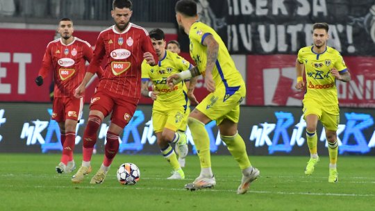 Marius Șumudică a dezvăluit cine e singurul fotbalist dorit în iarnă la Rapid: ”Vom intra în discuții atunci” + Mesaj pentru UTA: ”Să își ia gândul de la acești jucători!”