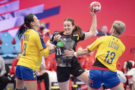 Căpitanul naționalei României, dat afară de la club, cu mai puțin de 3 săptămâni înainte de EURO!