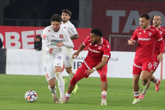 Dinamo vrea să transfere o fostă "perlă" de la FCSB. Transferul de play-off pregătit de echipa lui Kopic