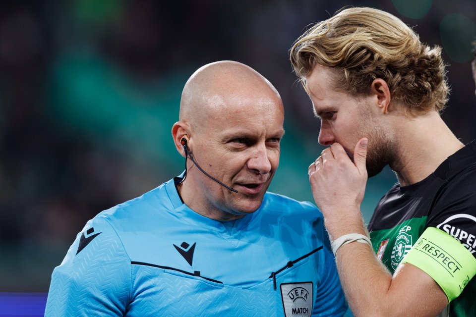 Szymon Marciniak (stânga), arbitrul partidei Atalanta - Real Madrid