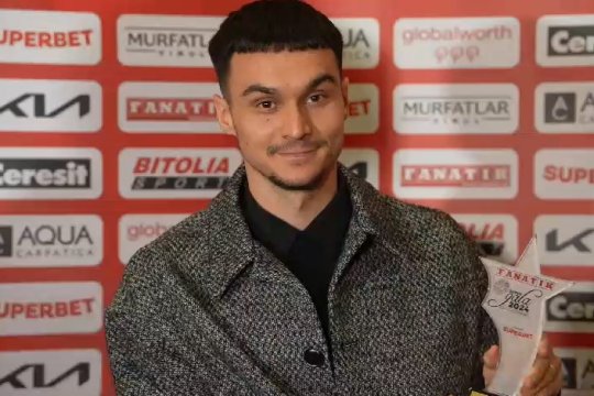 Adrian Șut, emoționat până la lacrimi: "A fost o plăcere să stăm cu patronul la masă"