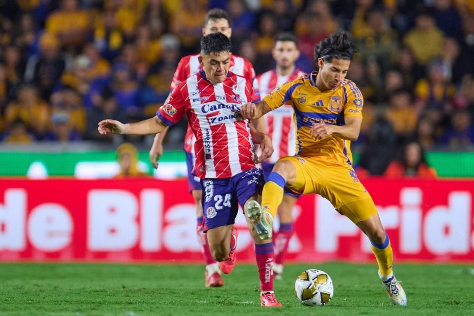 Diego Leon, fundașul stânga dorit în Premier League