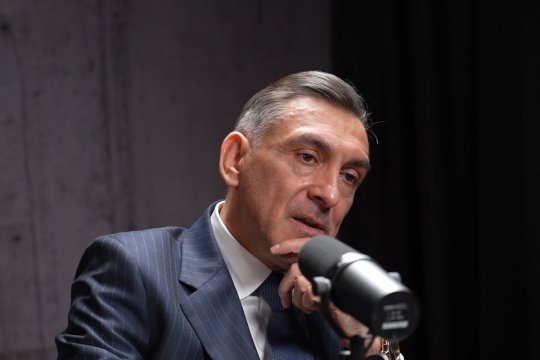 Ilie Dumitrescu, dezvăluiri sfâșietoare despre momentul în care și-a luat adio de la tatăl său: ”I-am pupat mâna, i-am mulțumit și i-am spus că îmi pare rău că nu am putut să fac mai mult”