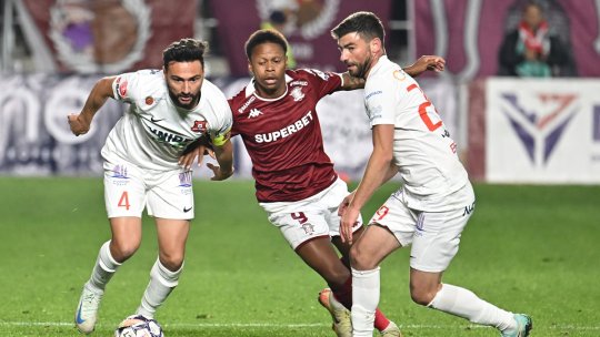 Rapid a anunțat când va putea reveni Clinton N’Jie pe teren