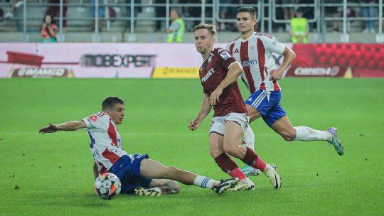 Conducerea Rapidului a făcut anunțul cu privire la transferul jucătorului dorit și de rivala FCSB