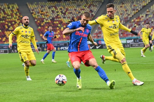 Un fotbalist din SuperLiga, OUT după ce a fost mușcat de un câine și a avut nevoie de o operație de urgență