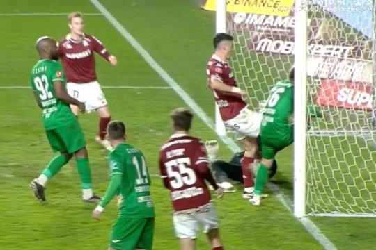 2 faze tensionate la Rapid - Gloria Buzău: gazdele au cerut gol în ambele faze
